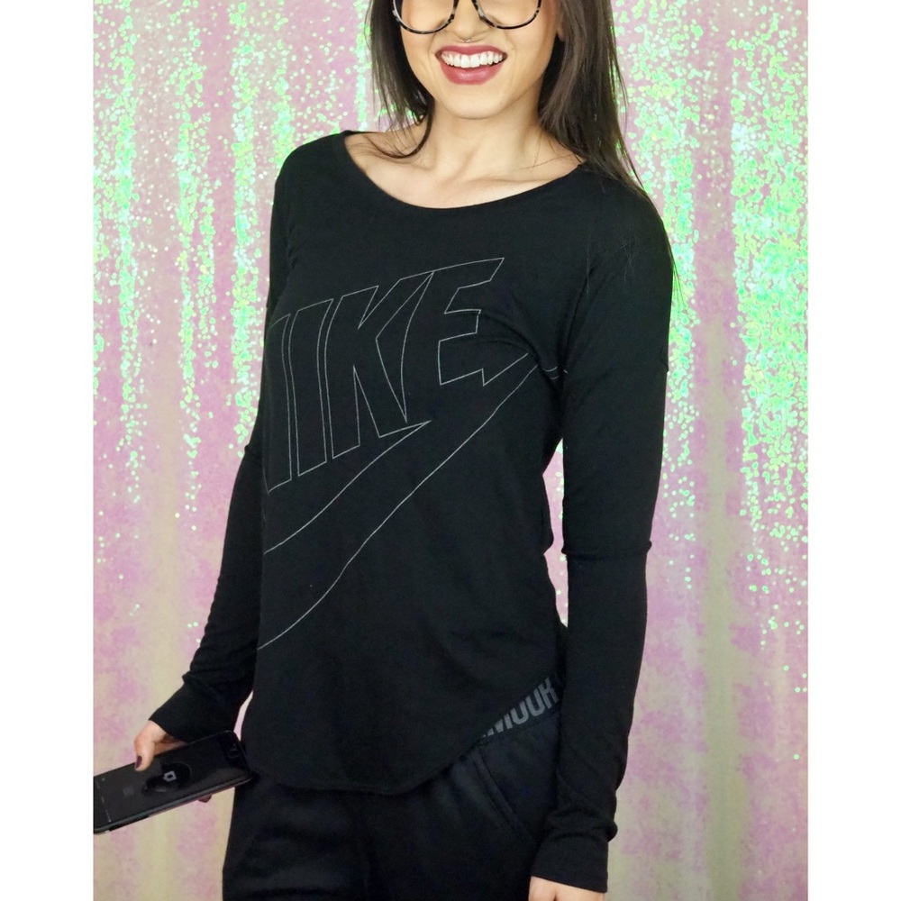 SOLD NIKE Long Sleeve Logo T Shirt ✔️ - Picture 2 of 6